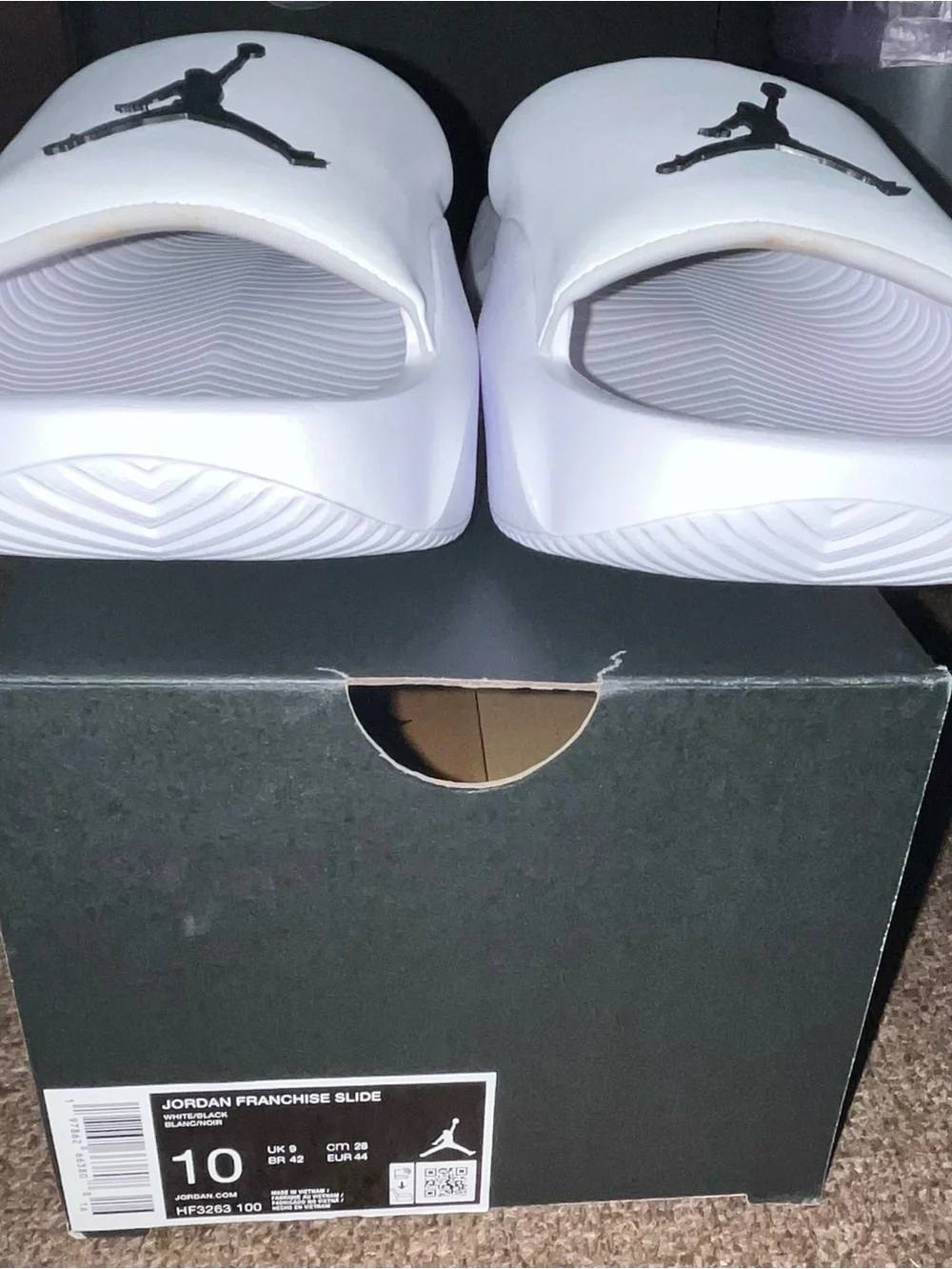 Jordan Franchise Slide HF3263 100 Mens Size 10 White Box Included Only Worn Once